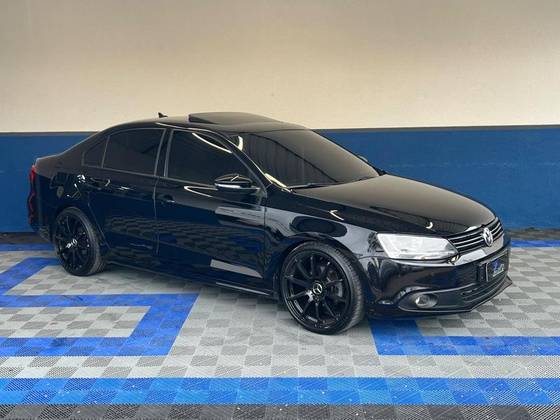 VOLKSWAGEN JETTA 2.0 COMFORTLINE FLEX 4P TIPTRONIC VOLKSWAGEN JETTA 2.0 COMFORTLINE FLEX 4P TIPTRONIC